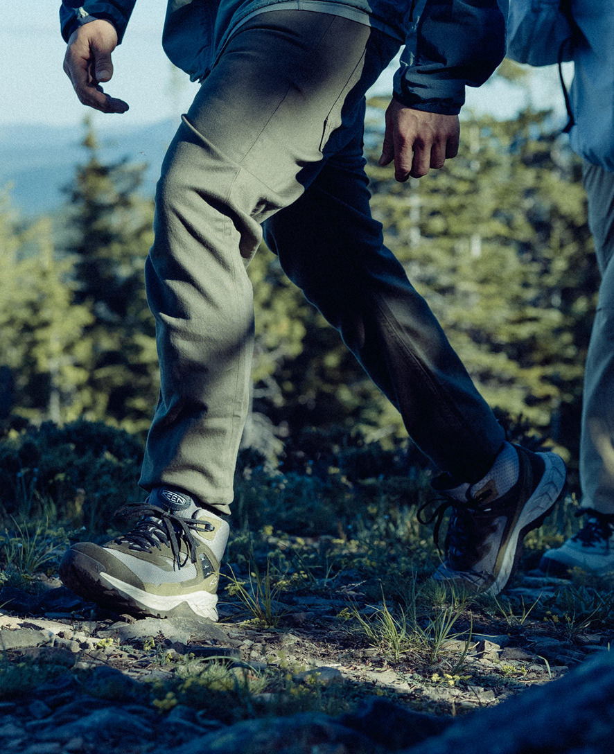 Mens Hightrail Waterproof Hiking Boot Martini OliveDark Olive
