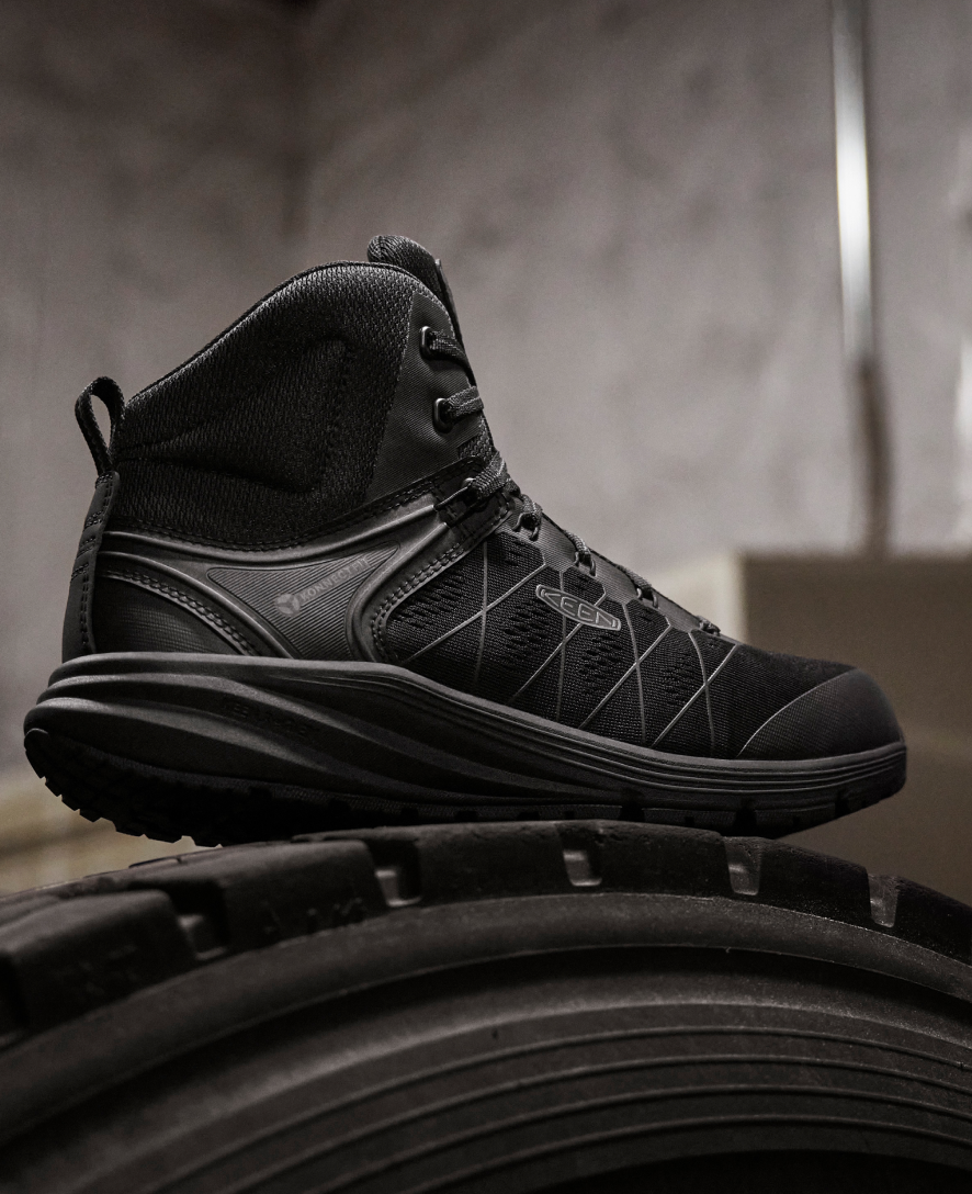 Mens Vista Energy Mid INT MET Carbon Toe BlackRaven