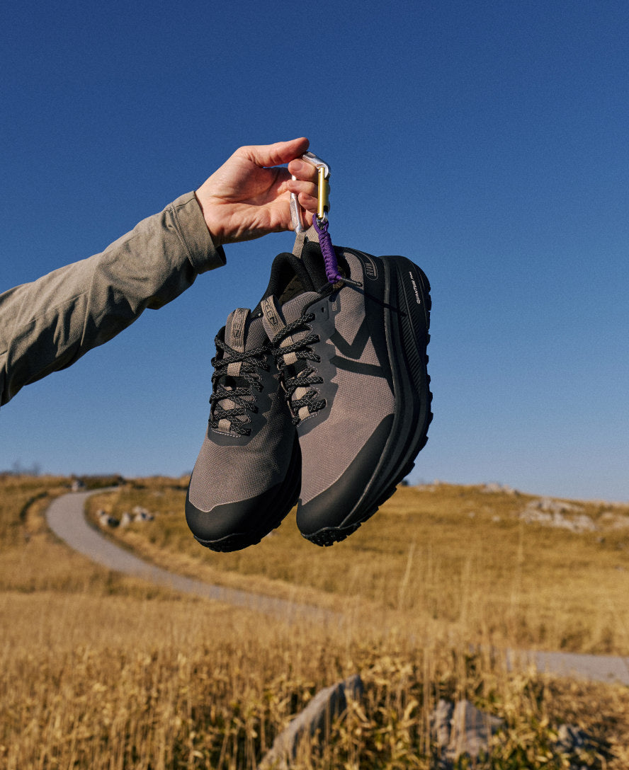 Mens Roam Waterproof Trail Running Shoe BlackBlack
