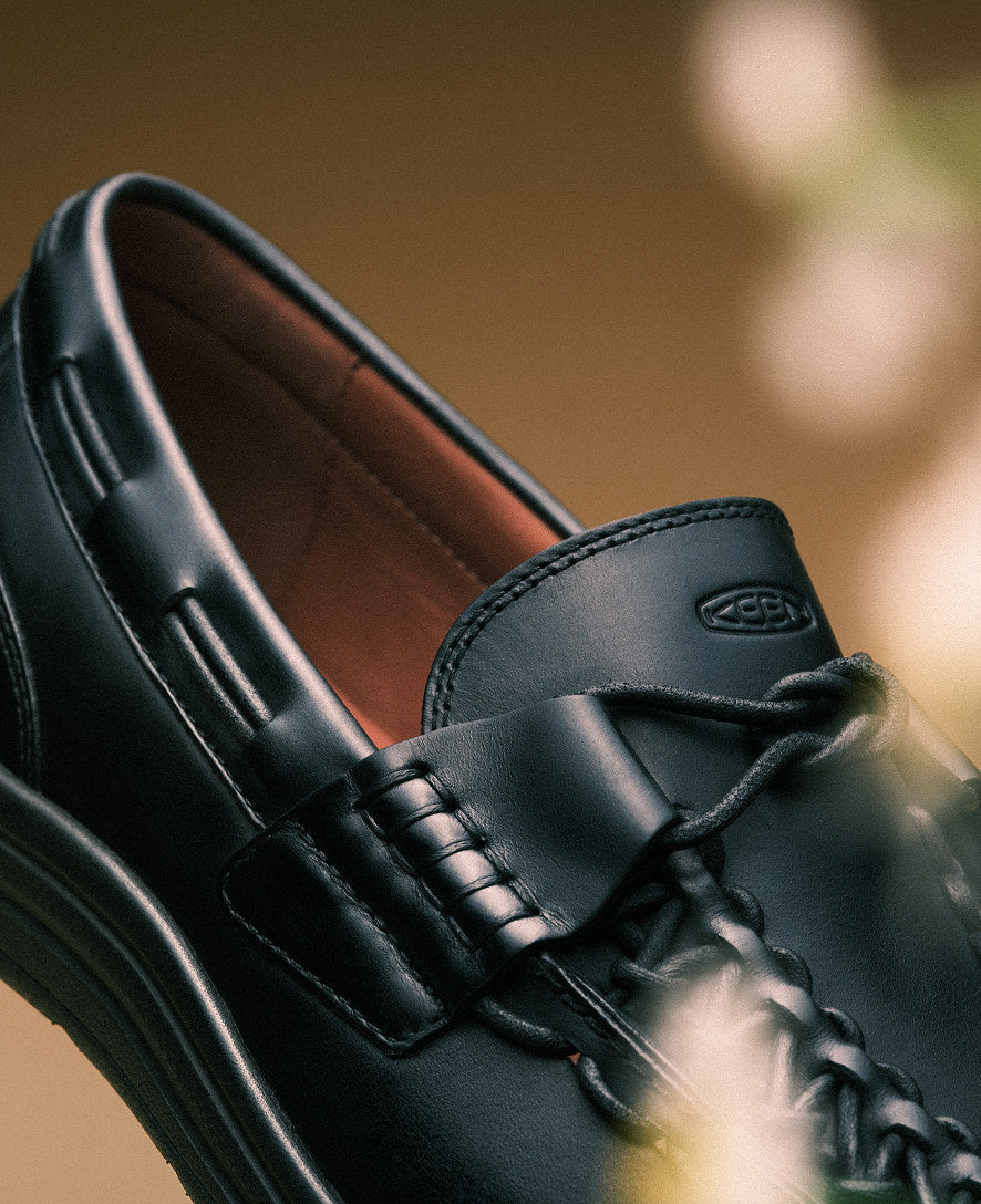 Womens UNEEK Loafer Nocturnal Black