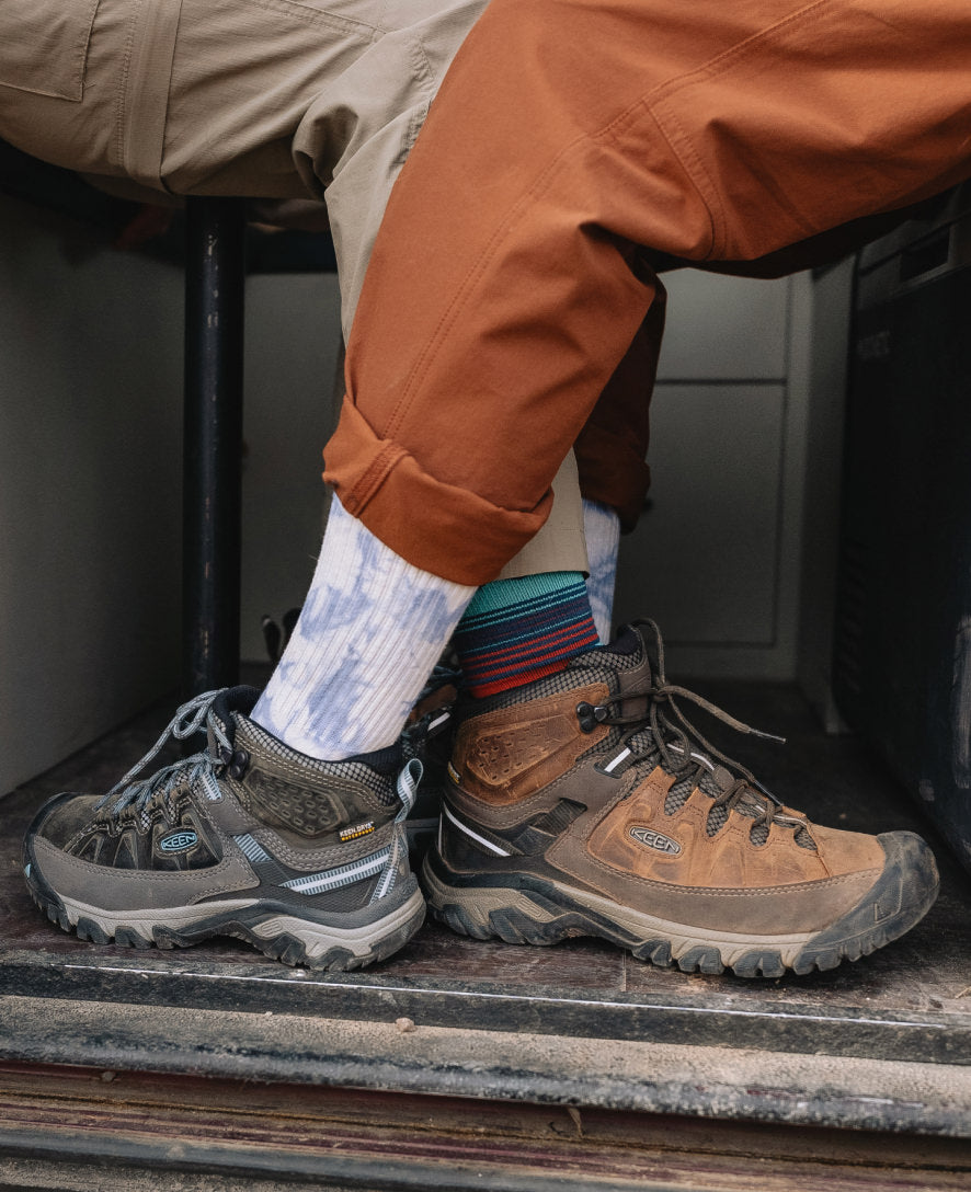 Mens Targhee III Waterproof Mid Wide Black OliveGolden Brown